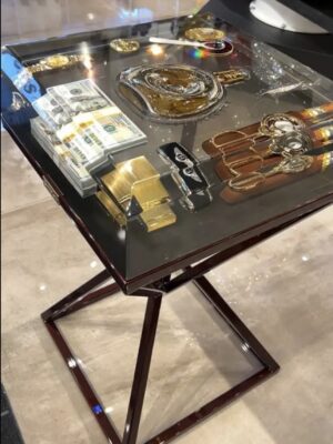 LUXURY TABLE I